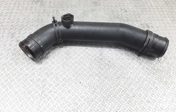 Volkswagen Polo IV 9N3 Intercooler hose/pipe 6Q0145770AB