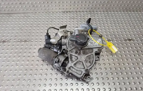 Toyota Yaris Clutch slave cylinder 