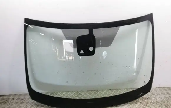 Nissan X-Trail T32 Front windscreen/windshield window 