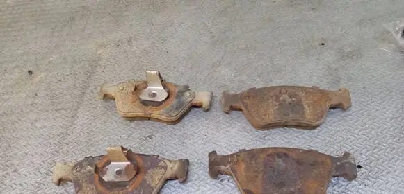 Mercedes-Benz E W210 Brake pads (front) 