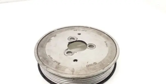 Audi A4 S4 B7 8E 8H Water pump pulley 059121031H