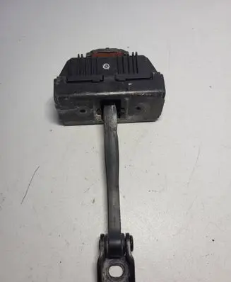 BMW 5 E60 E61 Front door check strap stopper 7176804