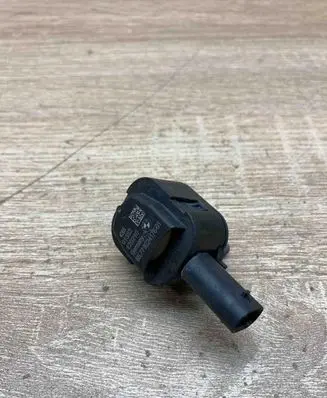 BMW X6 F16 Airbag deployment crash/impact sensor 9224178