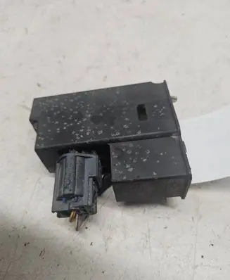 Fuel tank cap lock motor