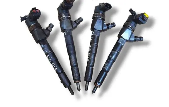 Opel Insignia A Fuel injector 0445110423 55577668