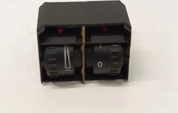 Volkswagen Touran I Headlight level height control switch 1T0941333