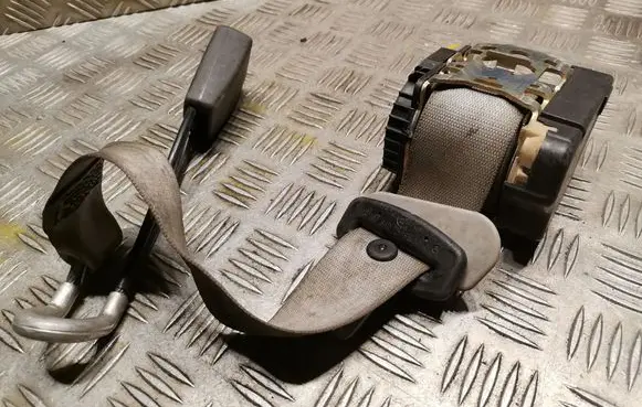 Mercedes-Benz S W220 Middle seatbelt (rear) 2208601585