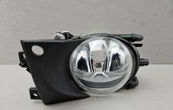 BMW 5 E39 Front fog light 6900221 63176900221