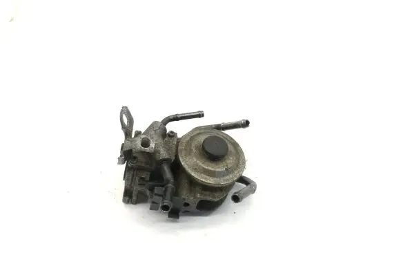 Toyota Yaris Fuel injection high pressure pump
