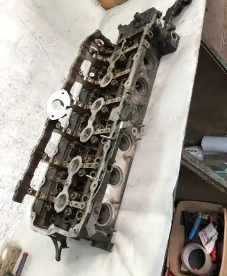 BMW 3 E90 E91 Engine head 753532905