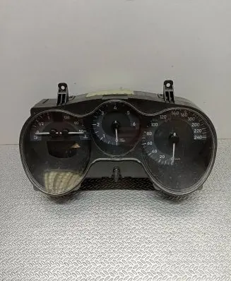 Seat Leon (1P) Speedometer (instrument cluster) 1P0920823F V0007000 SEZ7Z0F3356908