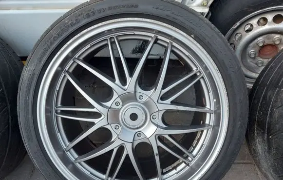 R20 alloy rim