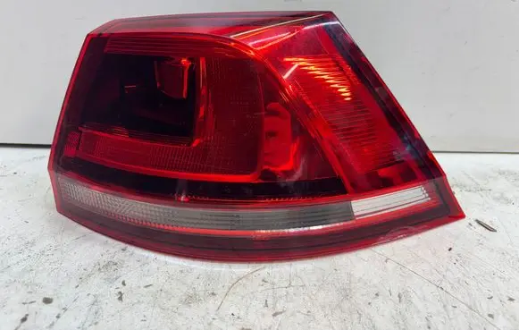 Volkswagen Golf VII Rear/tail lights 5G9945096D L90055985 HL900559853675