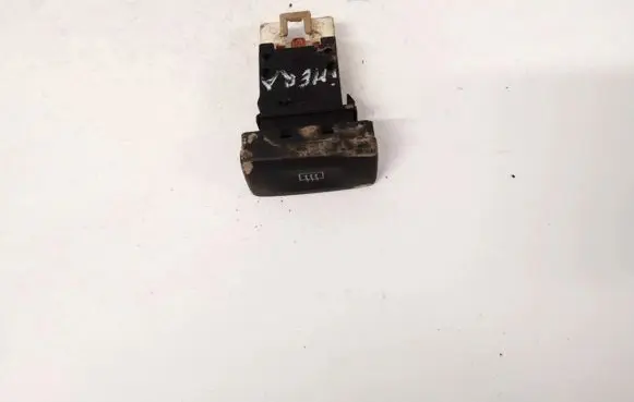 Nissan Primera Windscreen/window heater switch