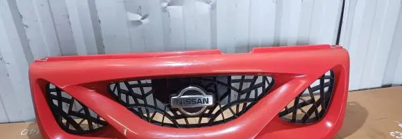 Nissan Terrano Front bumper upper radiator grill 2495101