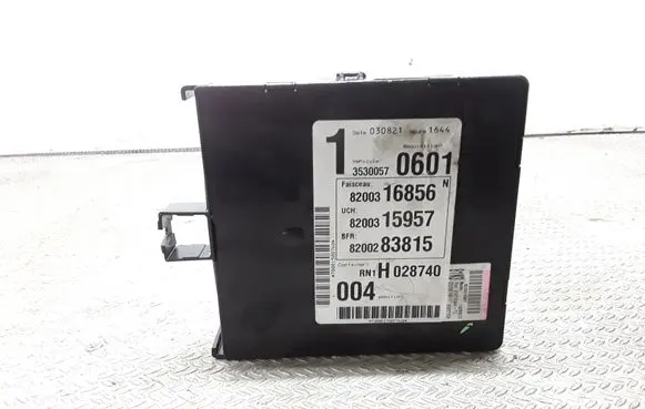 Renault Espace - Grand espace IV Fuse module 8200316856