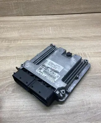 Volkswagen PASSAT B8 Engine control unit/module ECU 04L907309R 0281031066