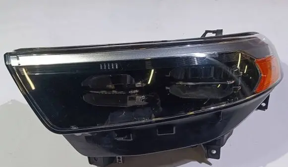 Ford Explorer VI Headlight/headlamp LB5B13W030AJ