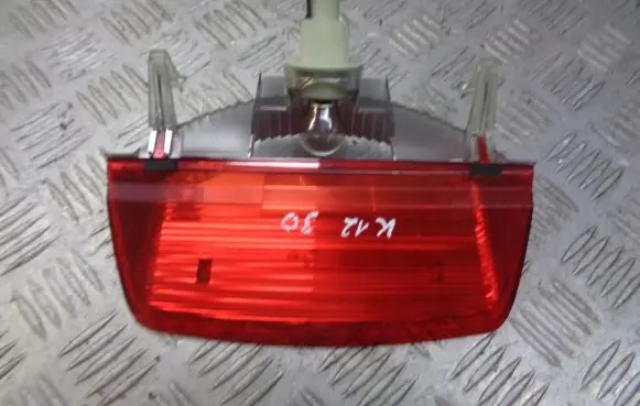 Nissan Micra Third/center stoplight