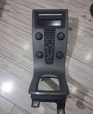 Volvo S40, V40 Head unit multimedia control 8623067