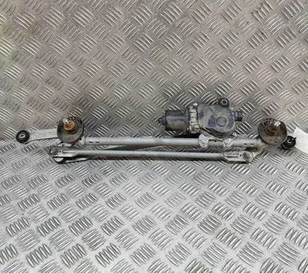 Mercedes-Benz X-class W470 Front wiper linkage and motor A4708208100
