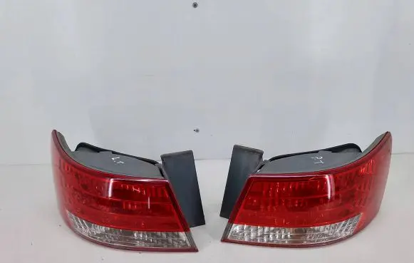 Hyundai Sonata Rear/tail lights set 92402-0A092401-0A0