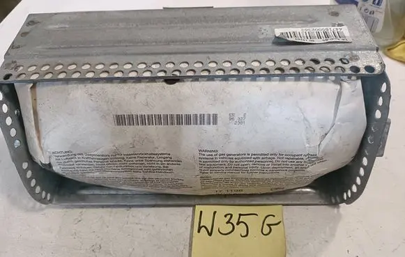 Audi A4 S4 B5 8D Passenger airbag 1212123