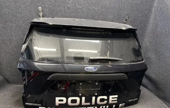 Ford Explorer VI Tailgate/trunk/boot lid