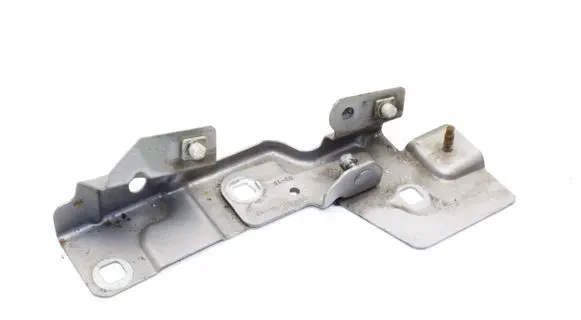 Renault Zoe Fender mounting bracket 654833942R