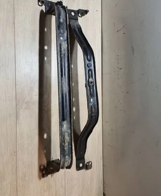 Volvo S80 Fuel tank mounting bracket 6g919054ag 6g919057af