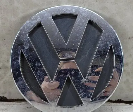 Volkswagen PASSAT B7 Manufacturer badge logo/emblem 5M0853630