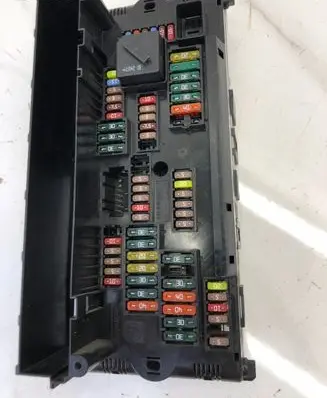 BMW 5 F10 F11 Fuse box set 9234421 01521629 217033442