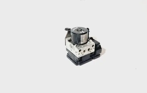 Volvo V70 ABS Pump 31261142 7G9N2C405AC 7G9N2C405