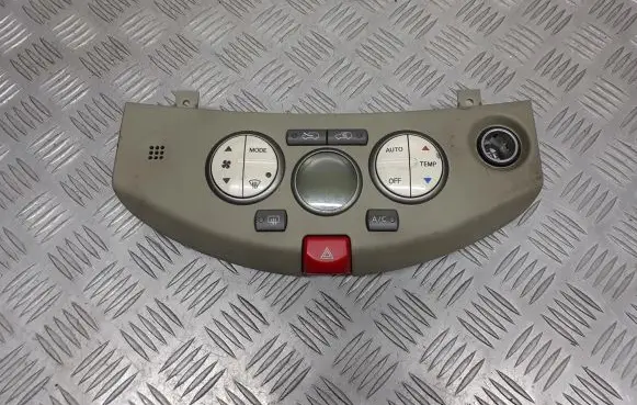 Nissan Micra Interior fan control switch 27500AX700