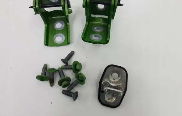 Opel Mokka B Rear door hinge set 