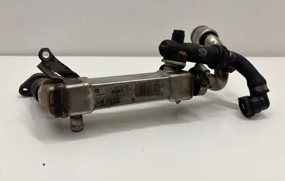 BMW 5 E60 E61 EGR valve cooler 779006505 L6150002 049485