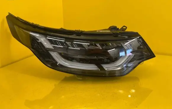 Land Rover Discovery 5 Headlight/headlamp HY32-13W029-ED