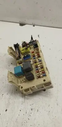 Toyota Avensis T250 Fuse module 8264105020A 3410658484