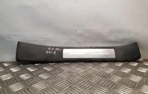 Audi A4 S4 B7 8E 8H Rear sill trim cover 8E0853376C