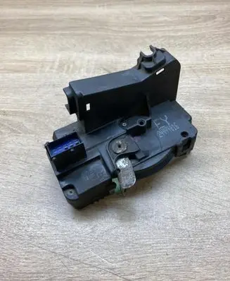 Front door lock