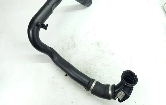 Mini Cooper Countryman R60 Intercooler hose/pipe 8512206