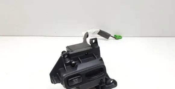 Volvo XC70 Ignition lock 30724528