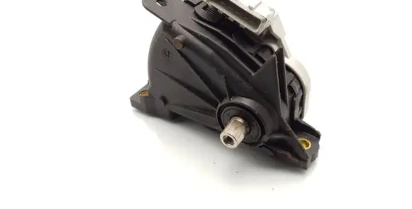 Accelerator throttle pedal