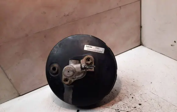 Audi A4 S4 B5 8D Brake booster 8D0612105A