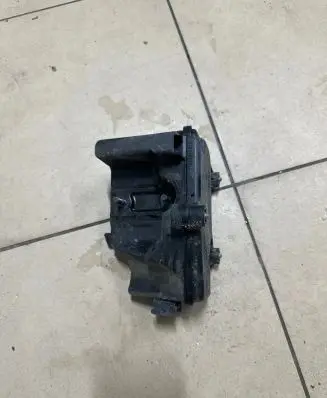 BMW 7 G11 G12 Turbo system vacuum part 8575055