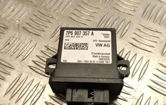 Volkswagen Golf VII Light module LCM 7P6907357A