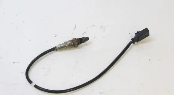 Volkswagen PASSAT B8 Lambda probe sensor 05L906262B