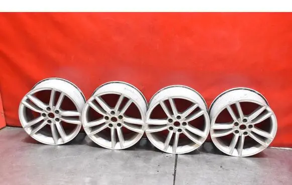 Tesla Model S R18 alloy rim 6007214-00-D