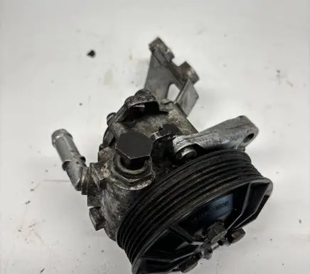 BMW 3 E90 E91 Power steering pump 32416769887 32414042171 32414039954