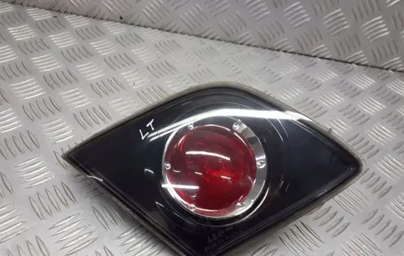 Mazda 3 I Tailgate rear/tail lights